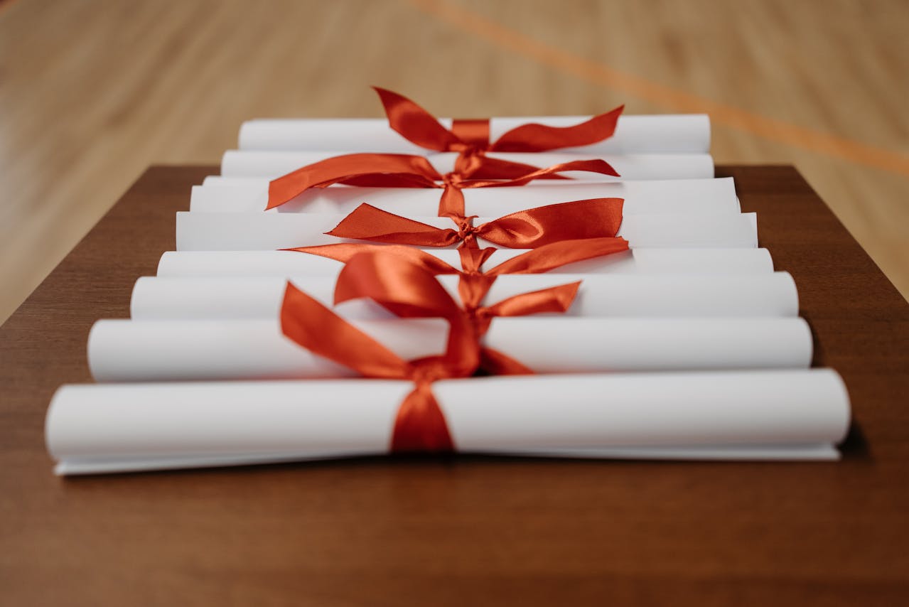 Certificates that help bookkeepers